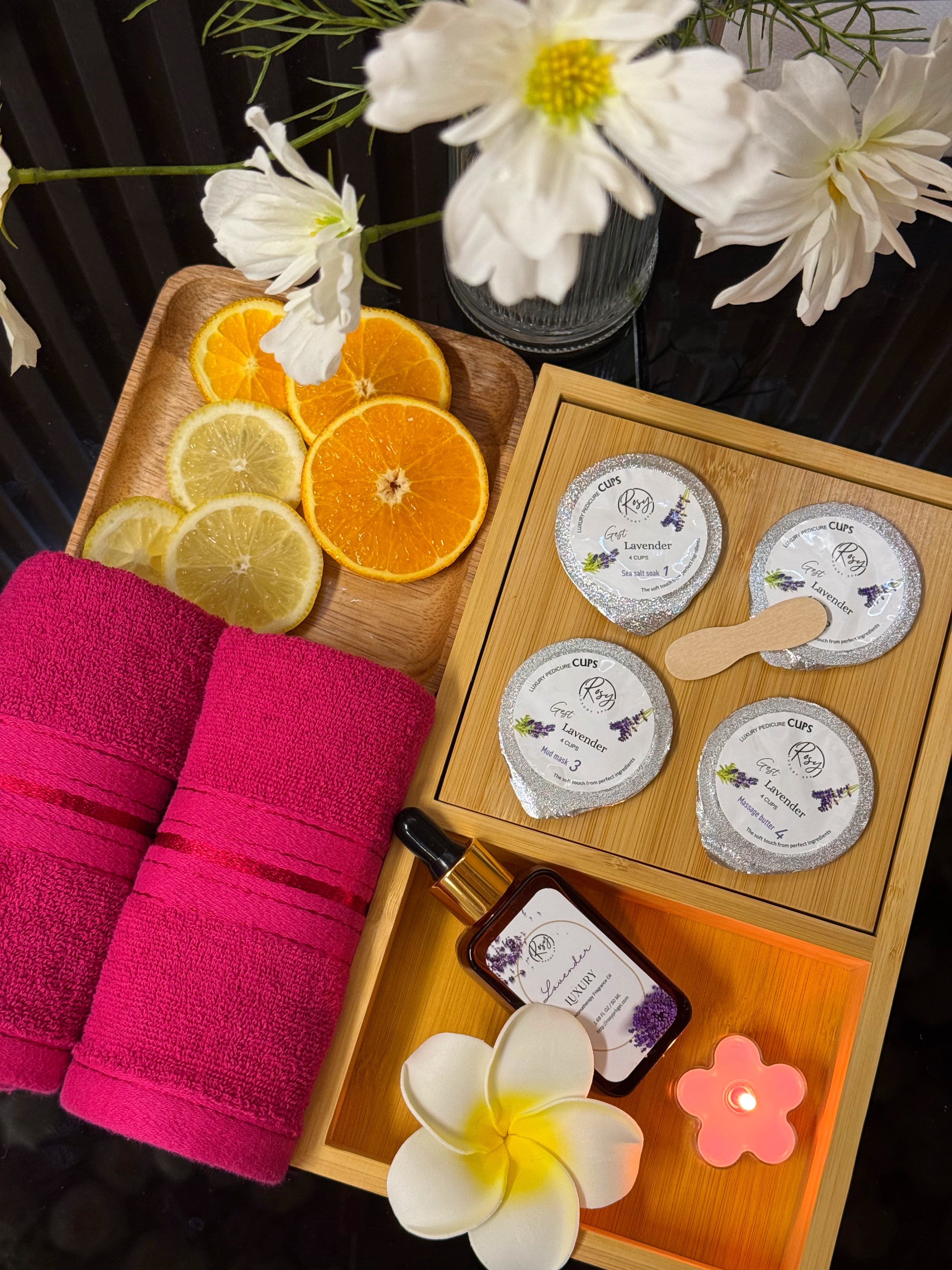 Deluxe pedicure Free Tray + Essential Oil + Pedi Towels
